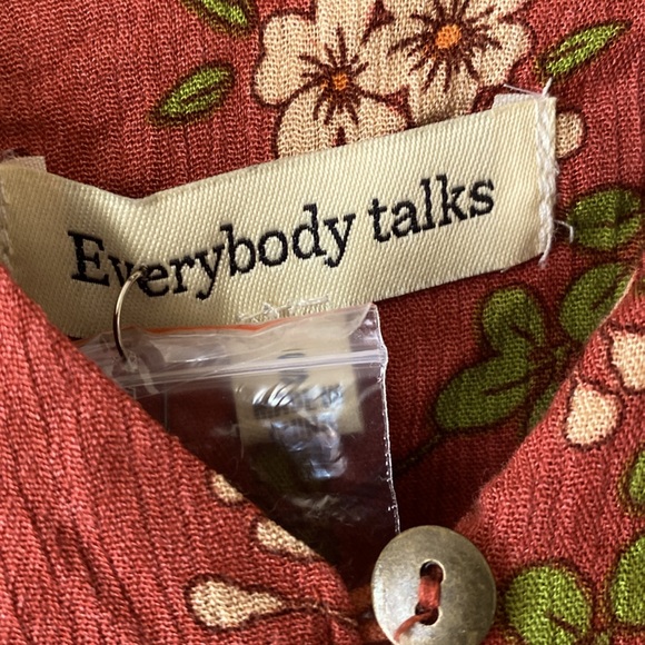 Everybody Talks- Dress. Size- Small. 100% Rayon. - Picture 6 of 10